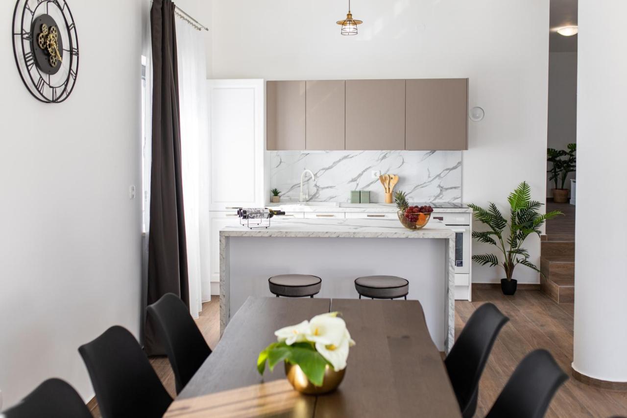 שיבניק Apartments Suzy מראה חיצוני תמונה