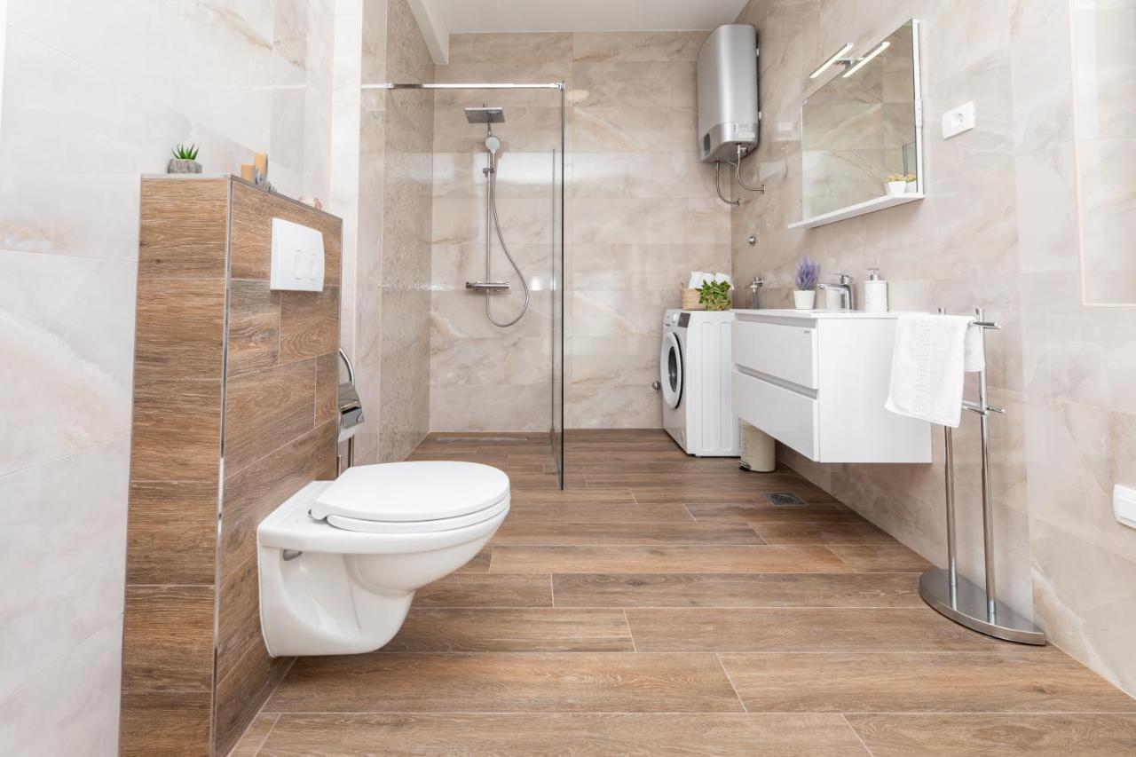 שיבניק Apartments Suzy מראה חיצוני תמונה